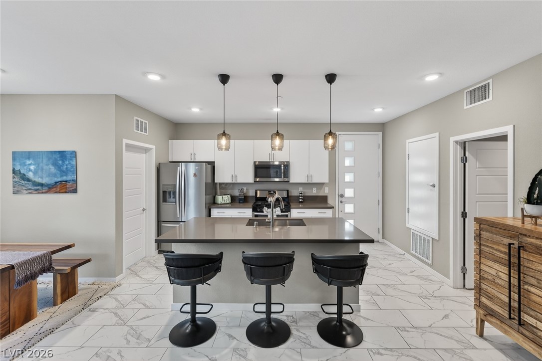 Photo 6 of 53, 11256 Rainbow Peak Avenue #208