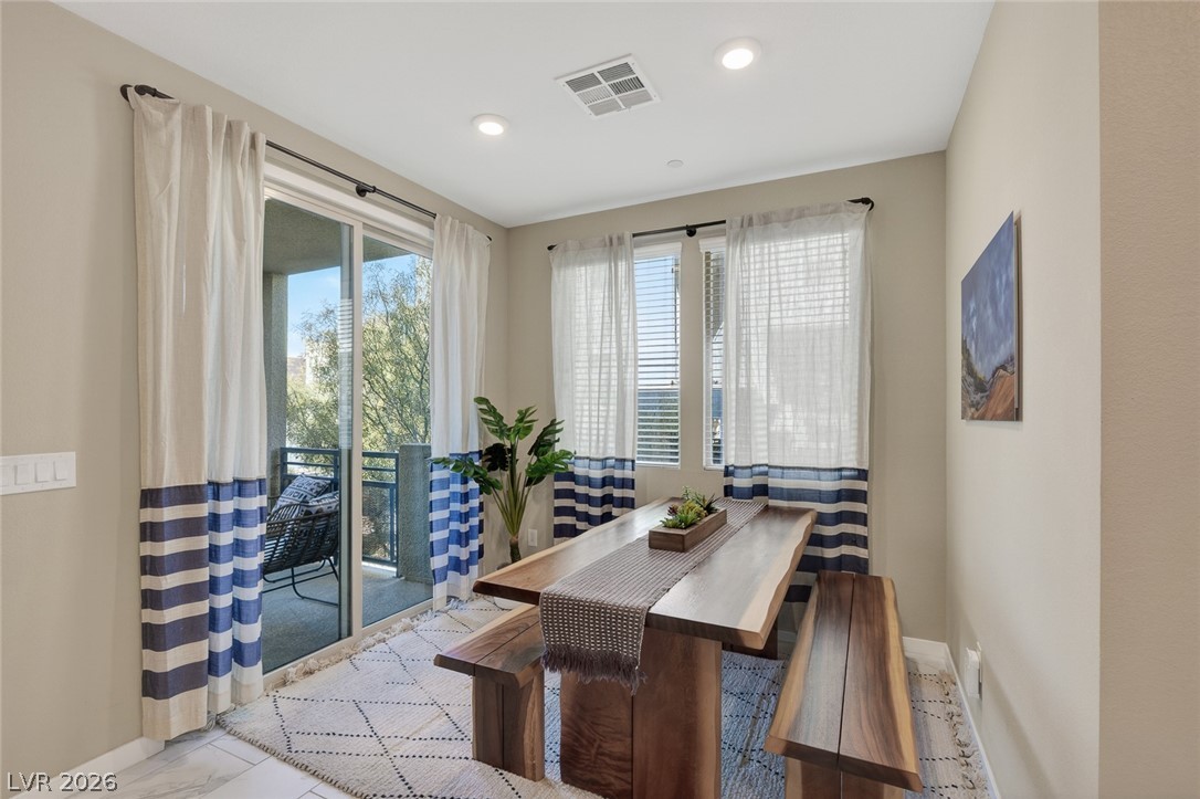Photo 14 of 53, 11256 Rainbow Peak Avenue #208