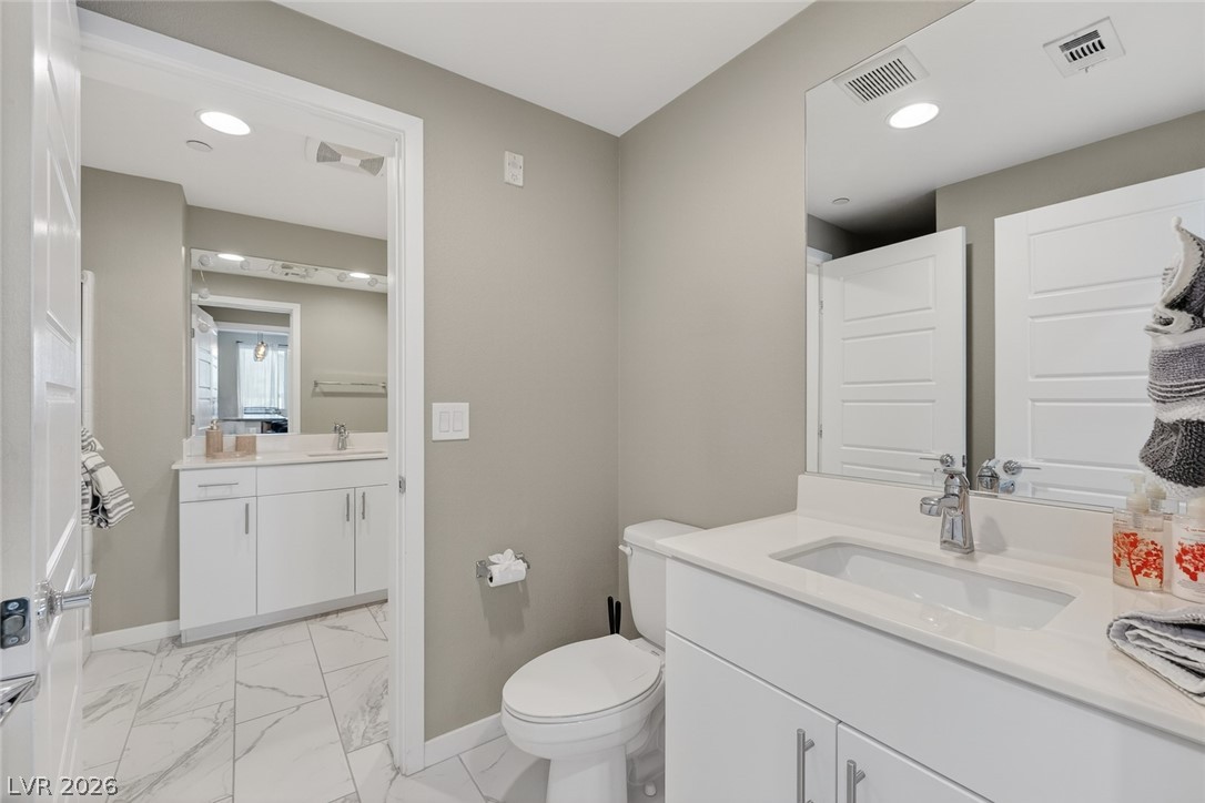 Photo 16 of 53, 11256 Rainbow Peak Avenue #208