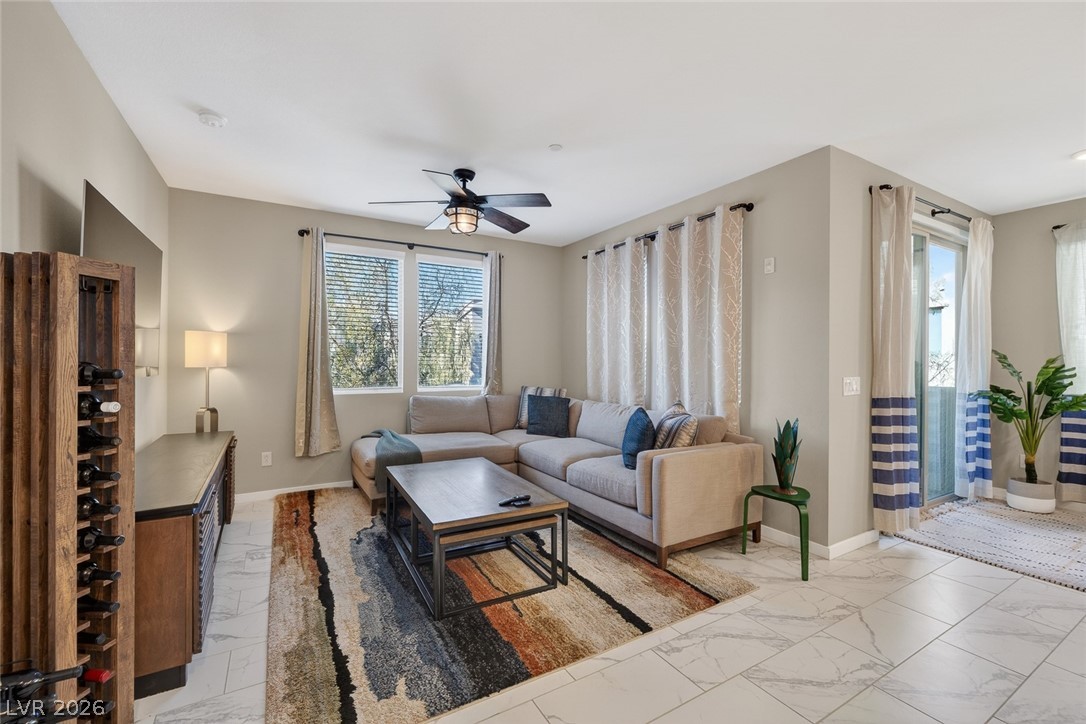 Photo 18 of 53, 11256 Rainbow Peak Avenue #208