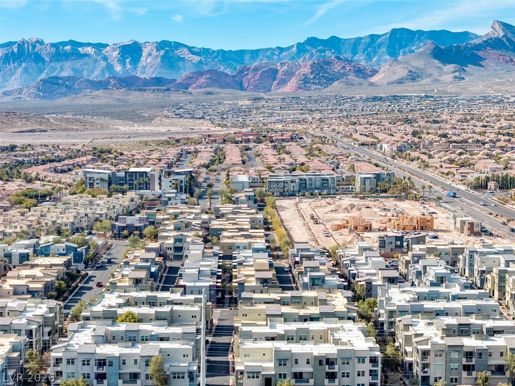 Photo 35 of 53, 11256 Rainbow Peak Avenue #208