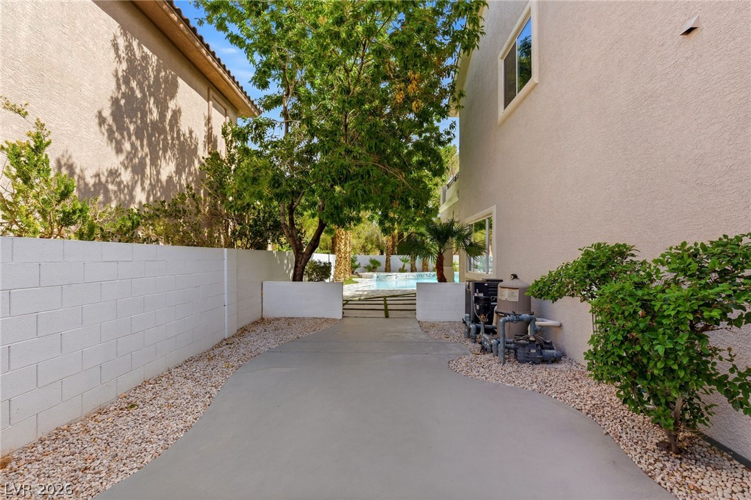 Photo 61 of 74, 10626 San Vercelli Court