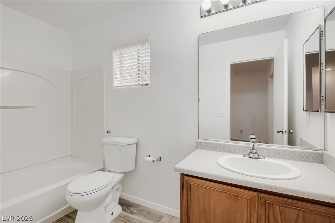 Photo 22 of 29, 3335 Fico Avenue