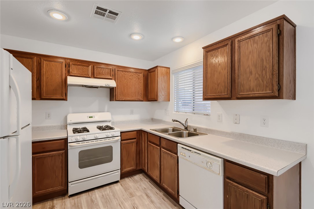 Photo 6 of 29, 3335 Fico Avenue