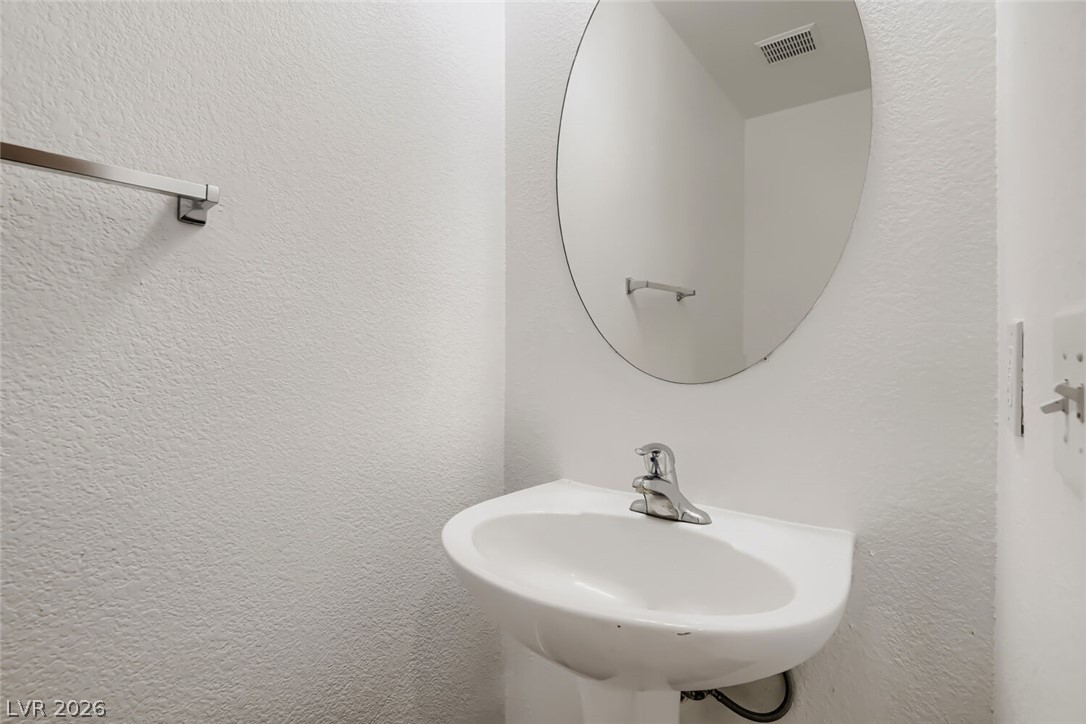 Photo 9 of 29, 3335 Fico Avenue