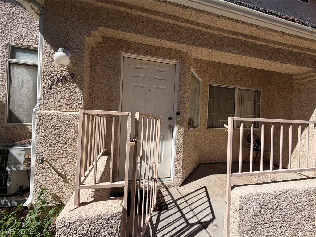Photo 2 of 1108 Nevada Sky Street