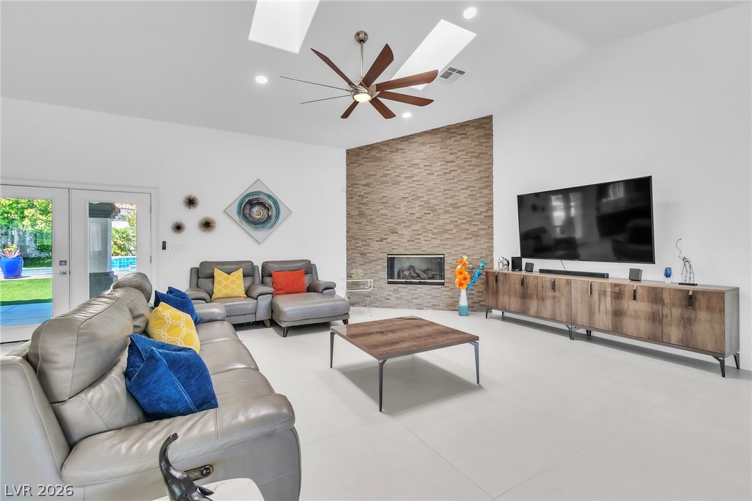 Photo 5 of 8460 W Ann Road