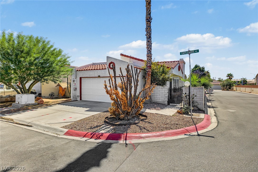 Photo 4 of 2509 Castlesands Way