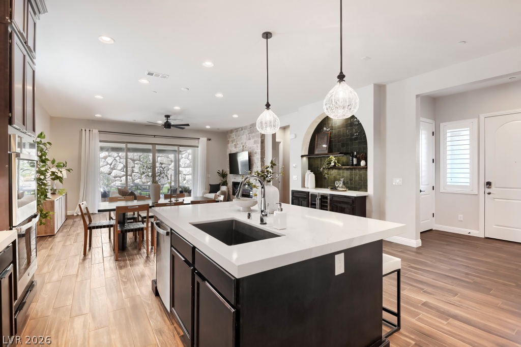 395 Nine Mile Creek Drive, Las Vegas 89138