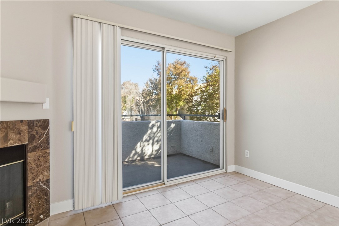 Photo 11 of 28, 3144 Tarpon Drive #204
