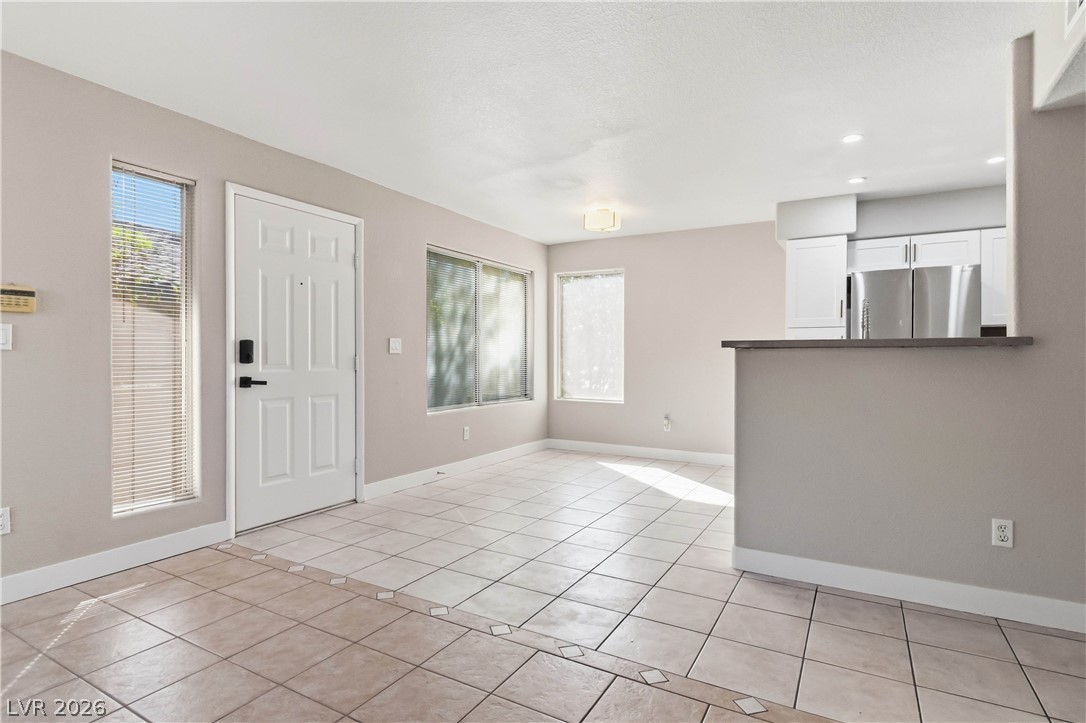 Photo 16 of 28, 3144 Tarpon Drive #204
