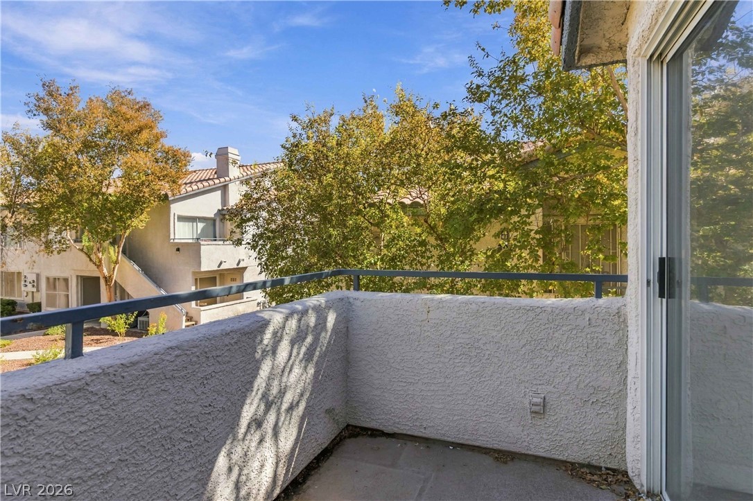 Photo 13 of 28, 3144 Tarpon Drive #204