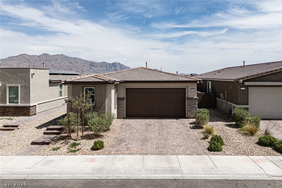 9734 Pacific Pine Street, Las Vegas 89143