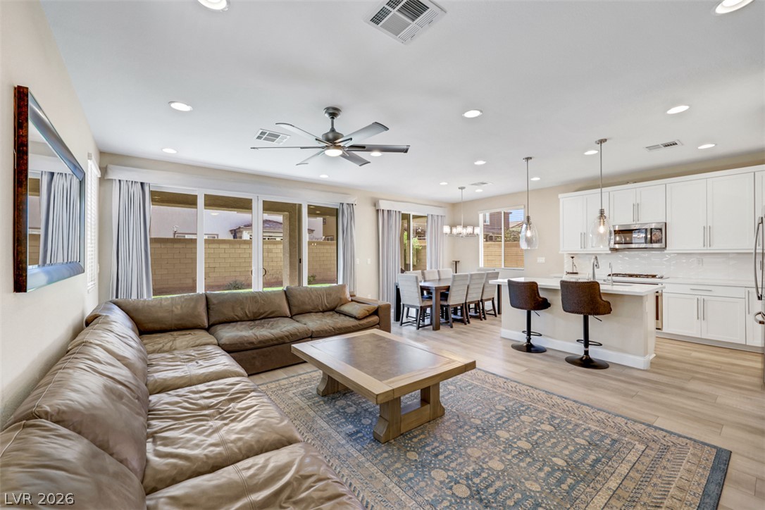 Photo 5 of 10147 W Meranto Avenue