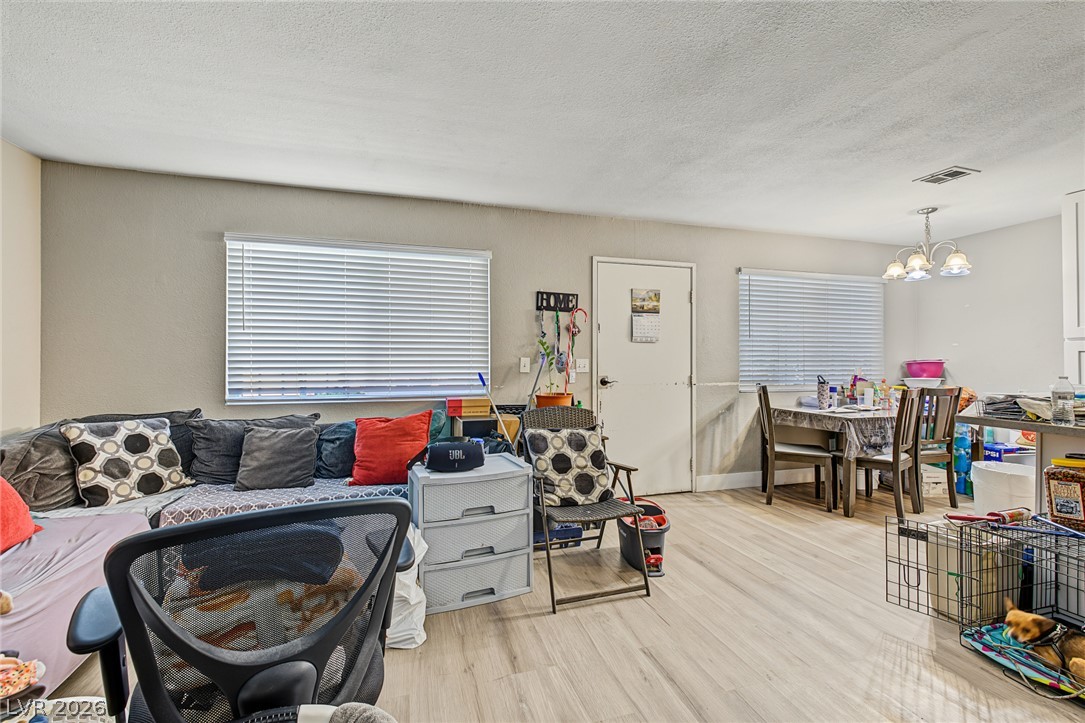 Photo 5 of 2155 Belmont Street