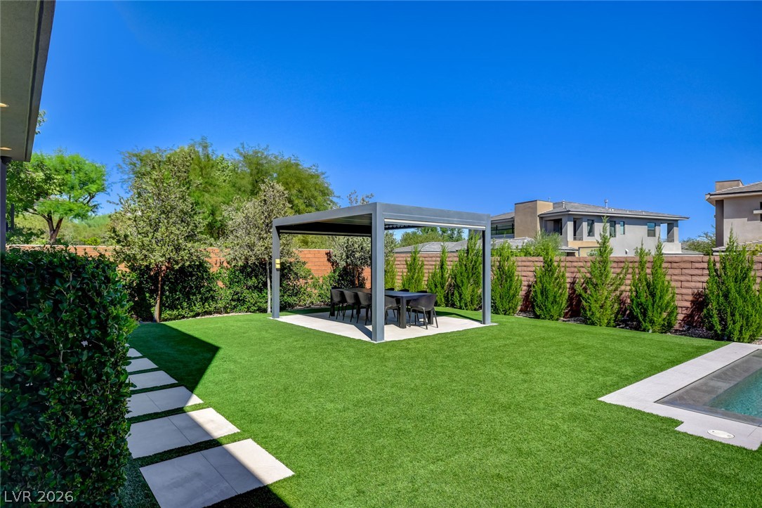 Photo 45 of 52, 6 Drifting Shadow Way