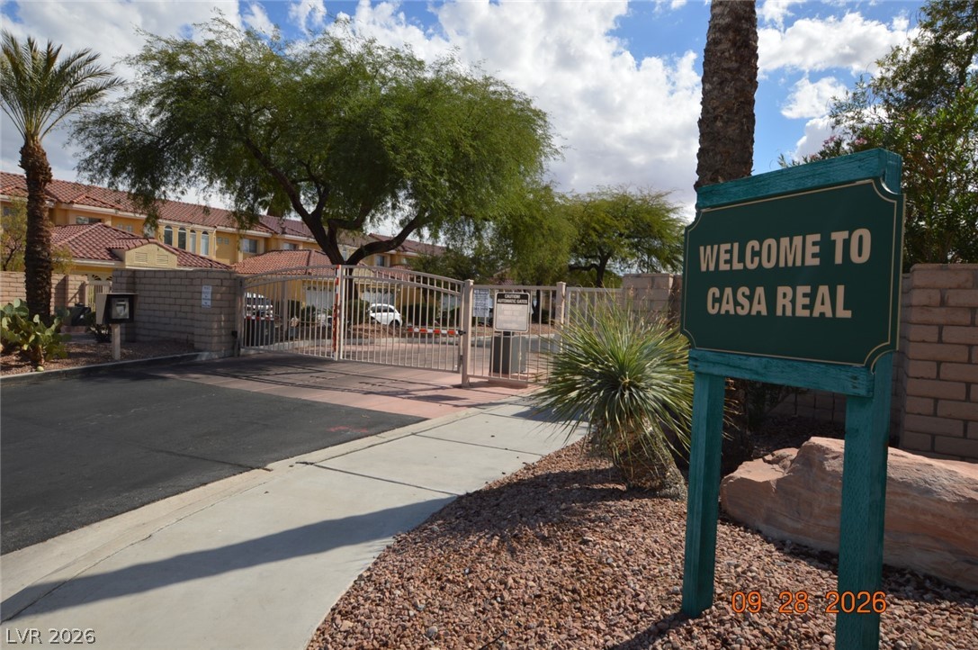 Photo 2 of 3553 E Casa Real Way