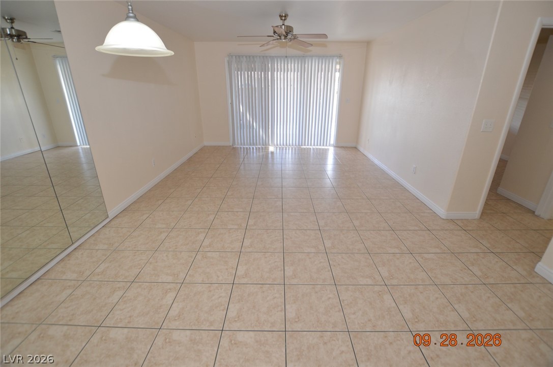 Photo 5 of 3553 E Casa Real Way