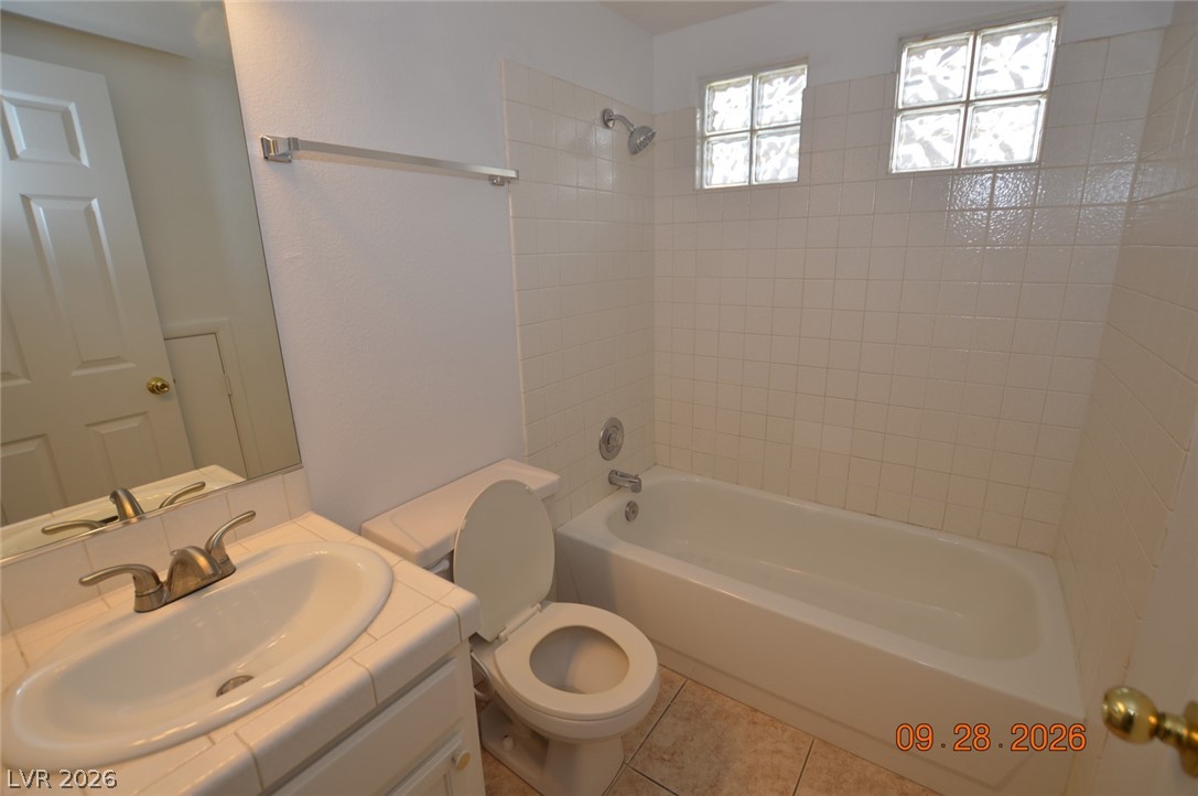 Photo 17 of 24, 3553 E Casa Real Way