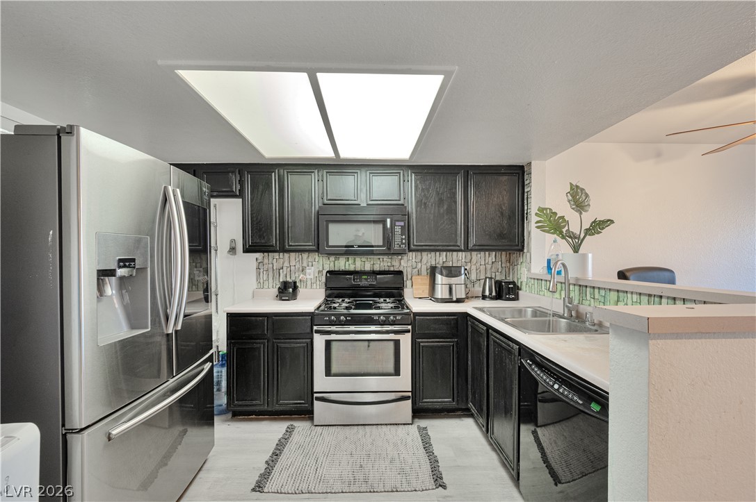 Photo 3 of 8070 W Russell Road #1090