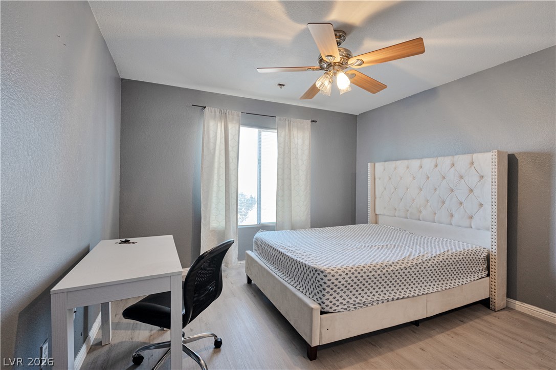 Photo 14 of 23, 8070 W Russell Road #1090