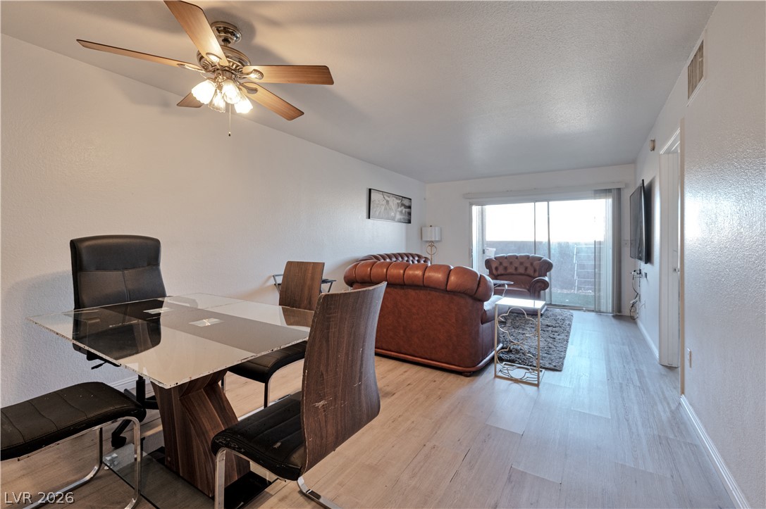 Photo 16 of 23, 8070 W Russell Road #1090