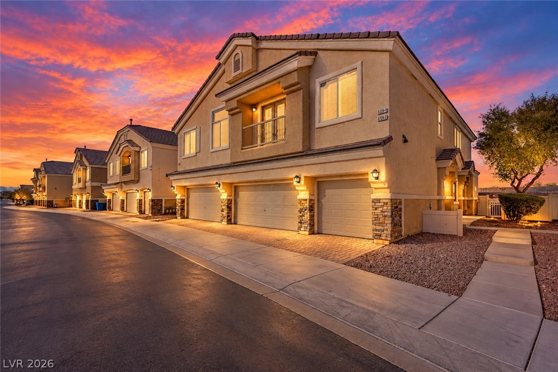 6717 Lookout Lodge Lane #1, North Las Vegas 89084