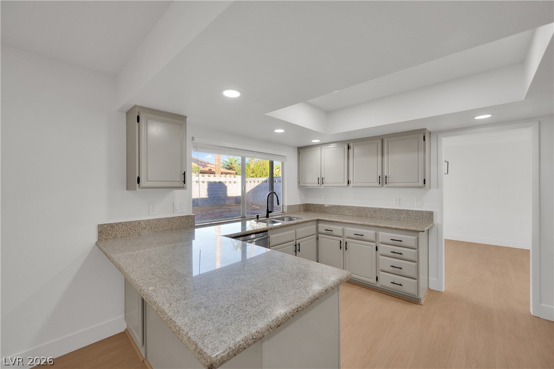 Photo 9 of 36, 2112 Verdinal Drive