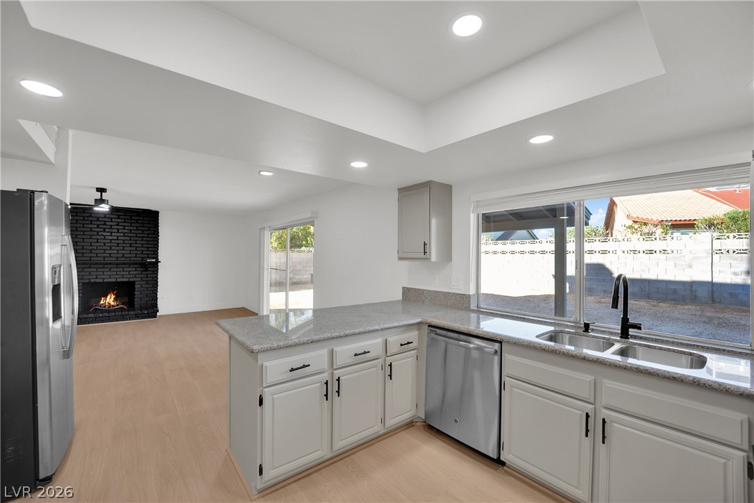 Photo 10 of 36, 2112 Verdinal Drive