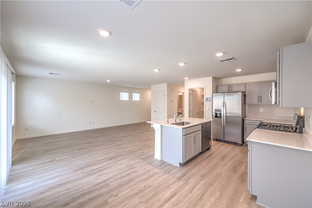 Photo 8 of 34, 1208 Sun Parakeet Drive