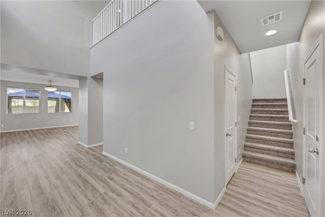 Photo 10 of 39, 6602 Evander Street