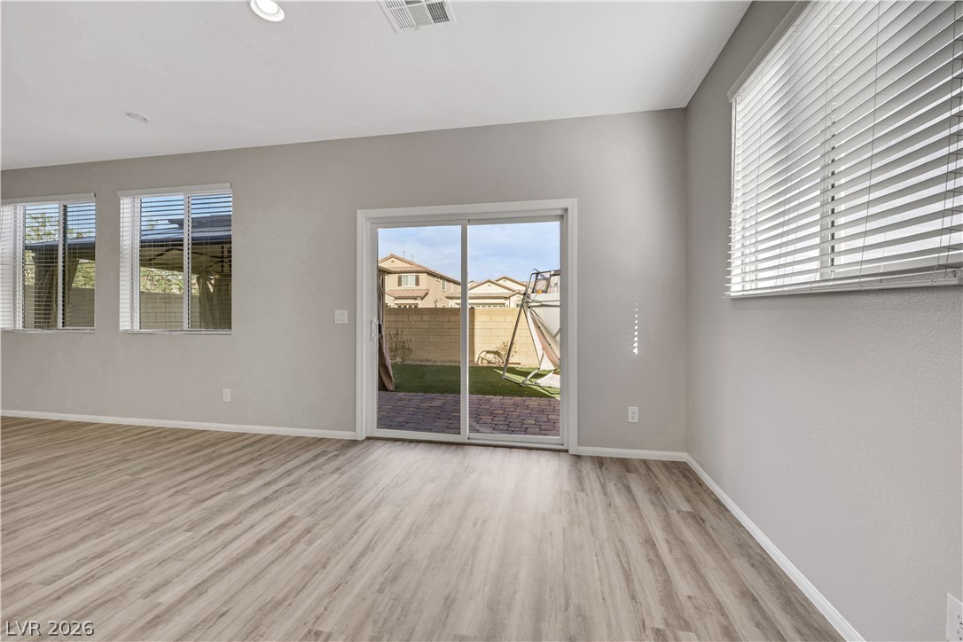 Photo 9 of 39, 6602 Evander Street