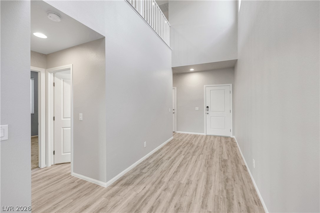 Photo 13 of 39, 6602 Evander Street