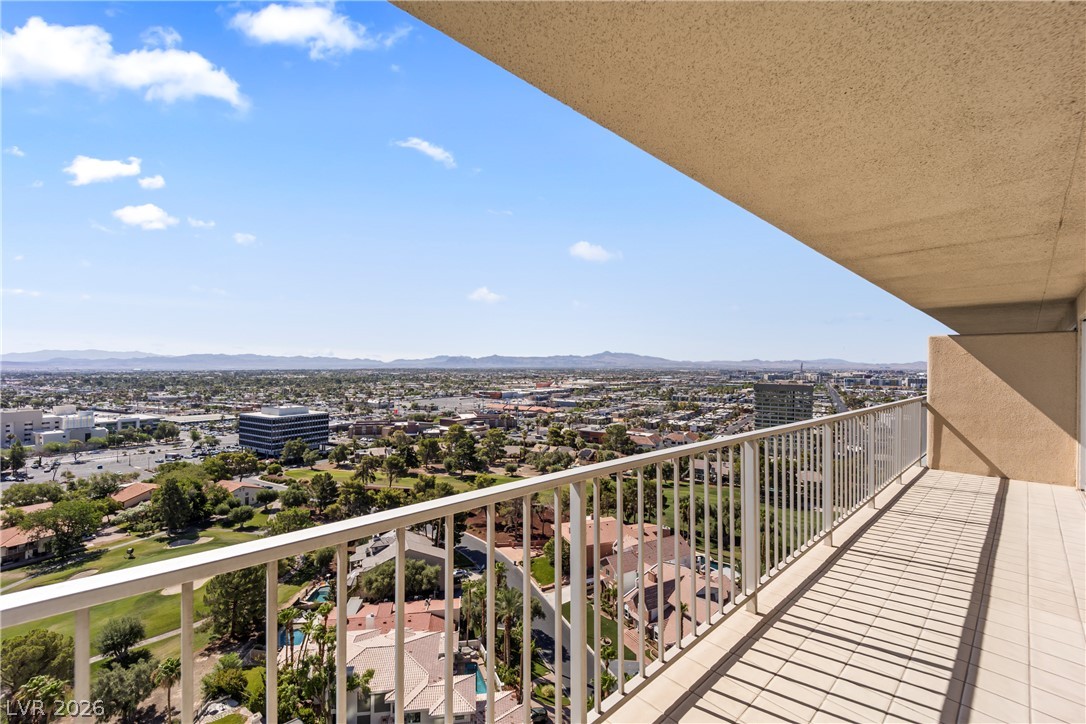 Photo 26 of 62, 3111 Bel Air Drive #21F