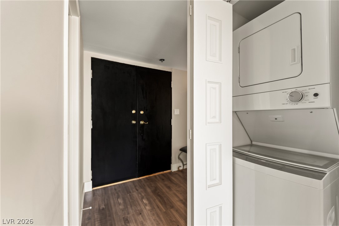 Photo 37 of 62, 3111 Bel Air Drive #21F
