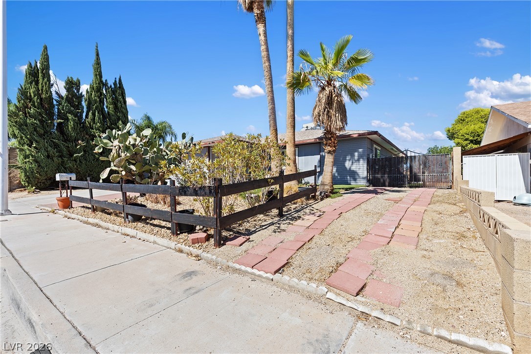 Photo 6 of 59, 7224 William Anders Avenue