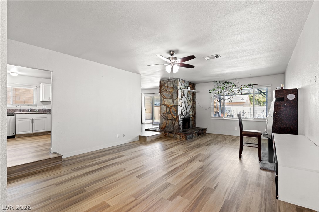 Photo 9 of 59, 7224 William Anders Avenue