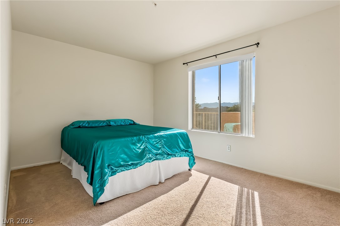 Photo 21 of 32, 2036 Mesquite Lane #303