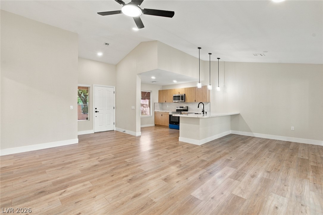 Photo 6 of 34, 2924 Linkview Drive