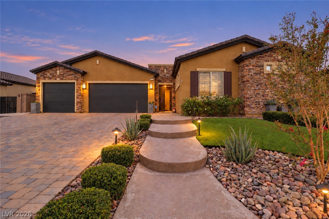7083 Falabella Ridge Avenue, Las Vegas 89131