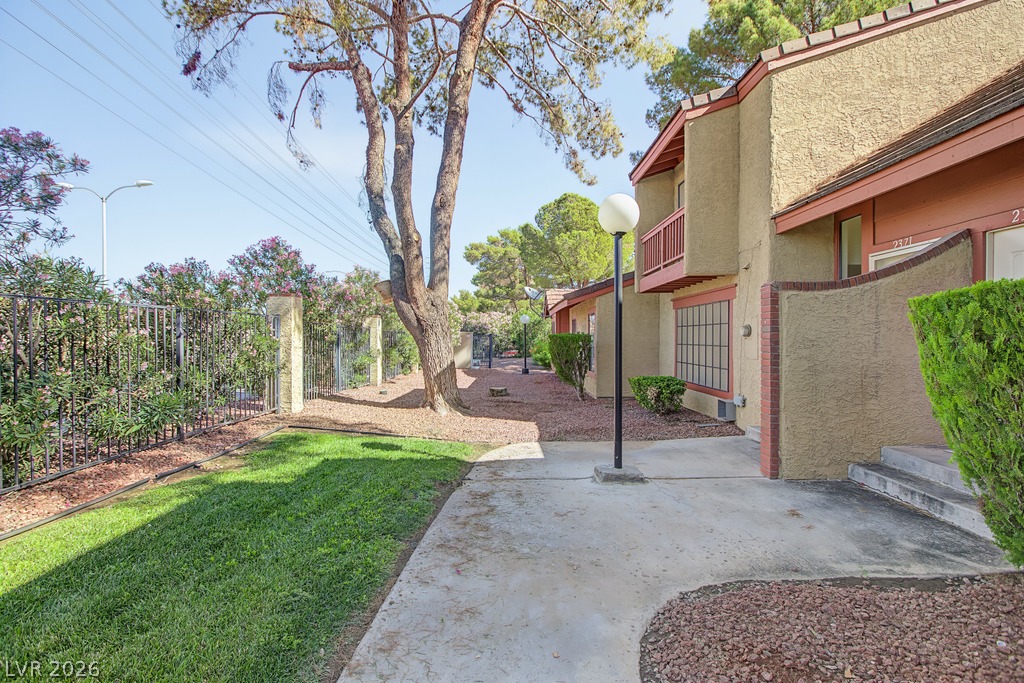 Photo 40 of 43, 2371 Pickwick Drive