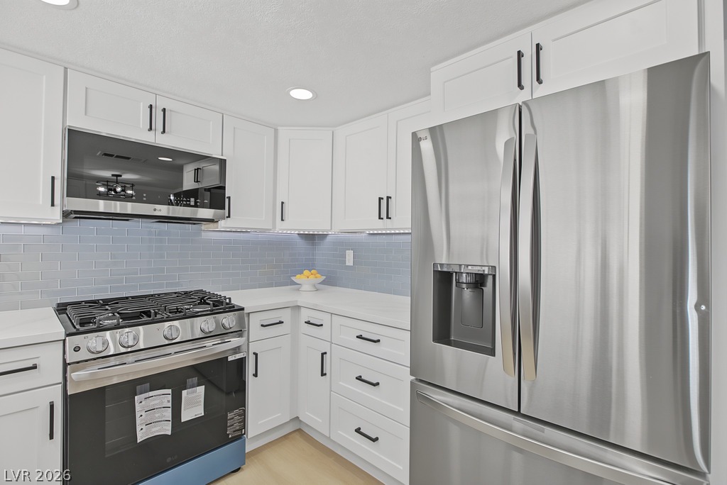 Photo 5 of 2371 Pickwick Drive