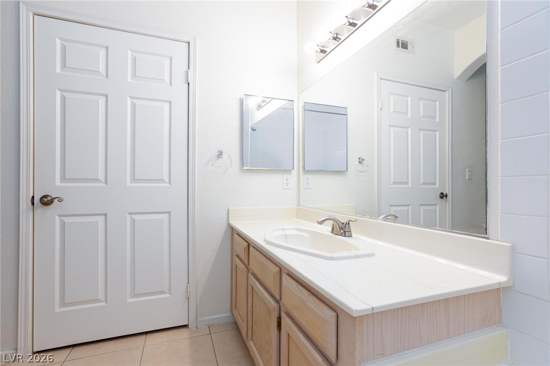 Photo 28 of 37, 6480 Annie Oakley Drive #511