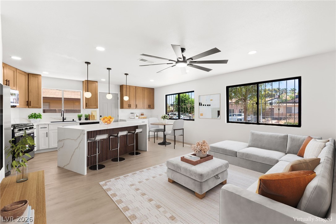 4736 Newton Drive, Las Vegas 89121