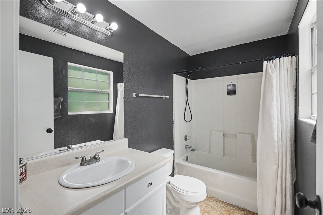 Photo 22 of 28, 5330 E Charleston Boulevard #45