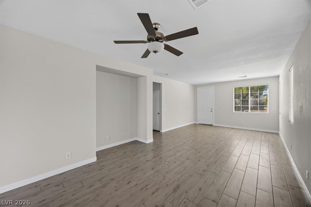 Photo 5 of 9914 Ridge Hill Avenue