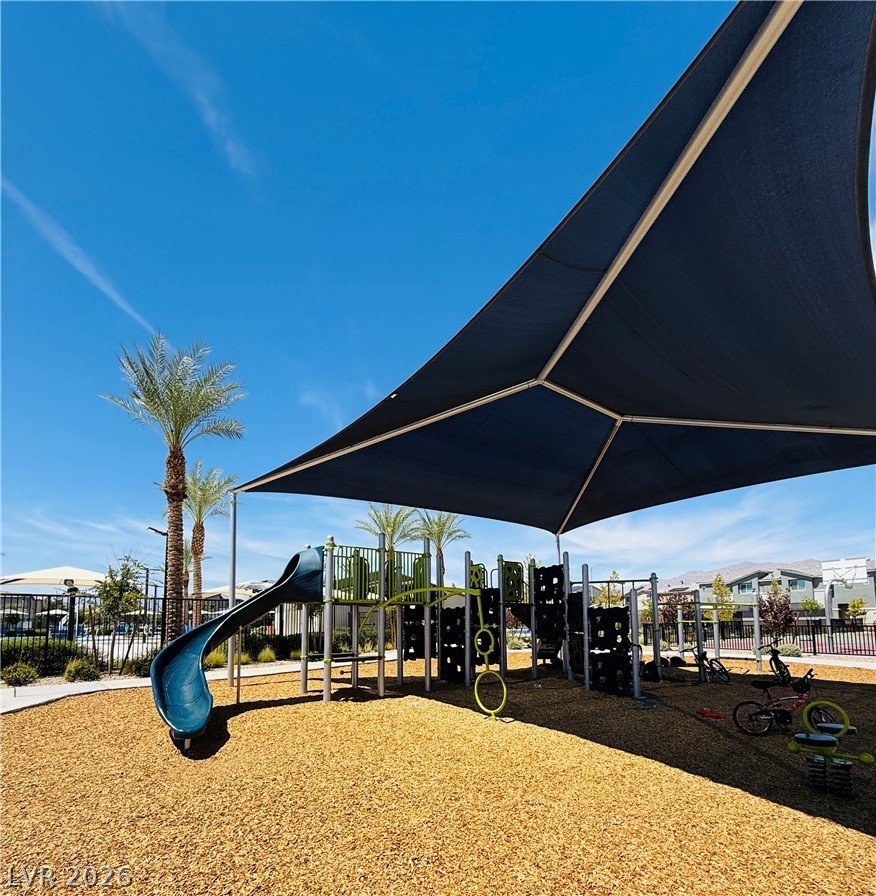 Photo 15 of 18, 2742 Matador Red Avenue