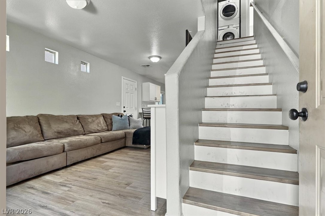 Photo 4 of 5185 Starter Avenue