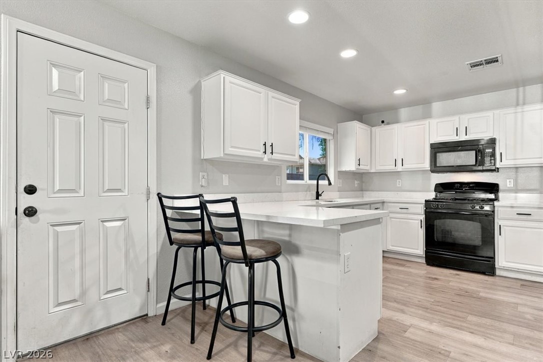 Photo 6 of 26, 5185 Starter Avenue