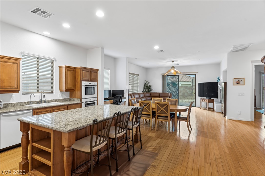 Photo 2 of 1044 Viale Placenza Place